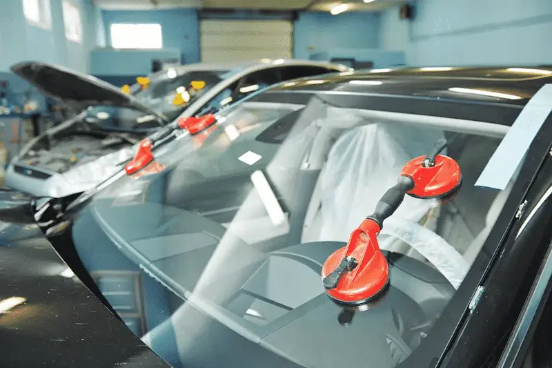 Auto glass repair and replacement service for drivers in Gray Louisiana